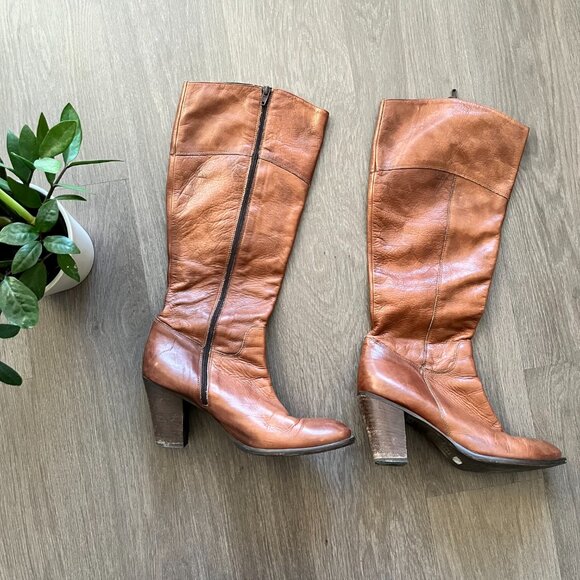 Giani Bernini Camel Leather Heeled Boots - Picture 8 of 10